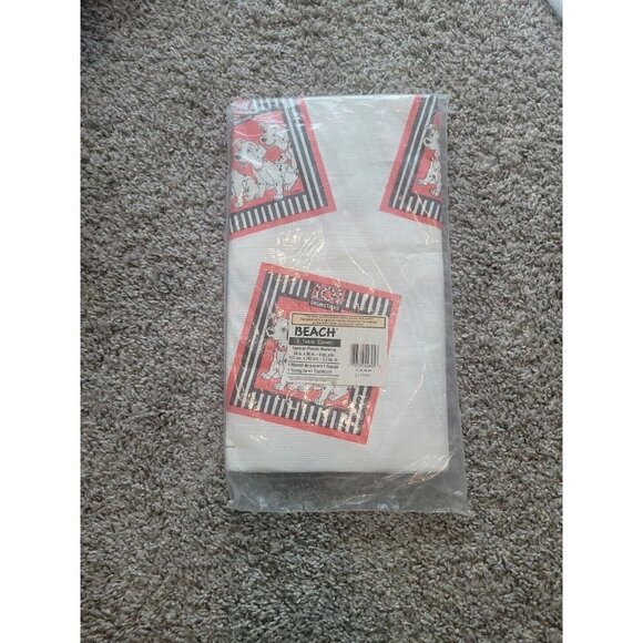 Vintage BEACH 101 Dalmations Table Cover 54 X 96 New Sealed 90s Disney Party - Picture 1 of 5